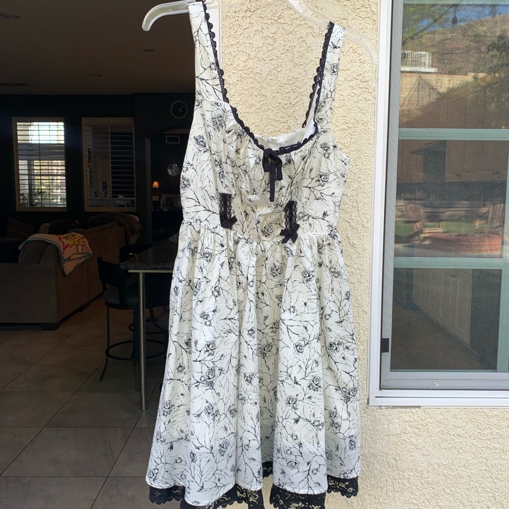 Hot Topic dress